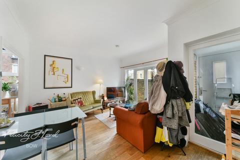 21 Eric Street, London, E3 4TG