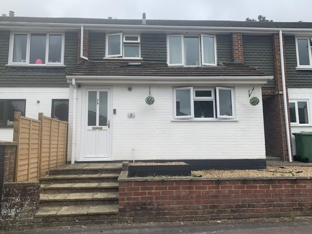 Kingsclere, Hampshire, RG20 3 bed semidetached house £375,000