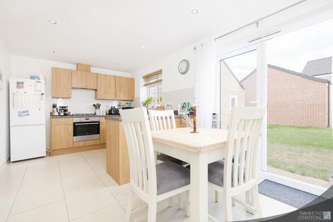 2 Blake Close, Hethersett, Norwich, NR9 3GS