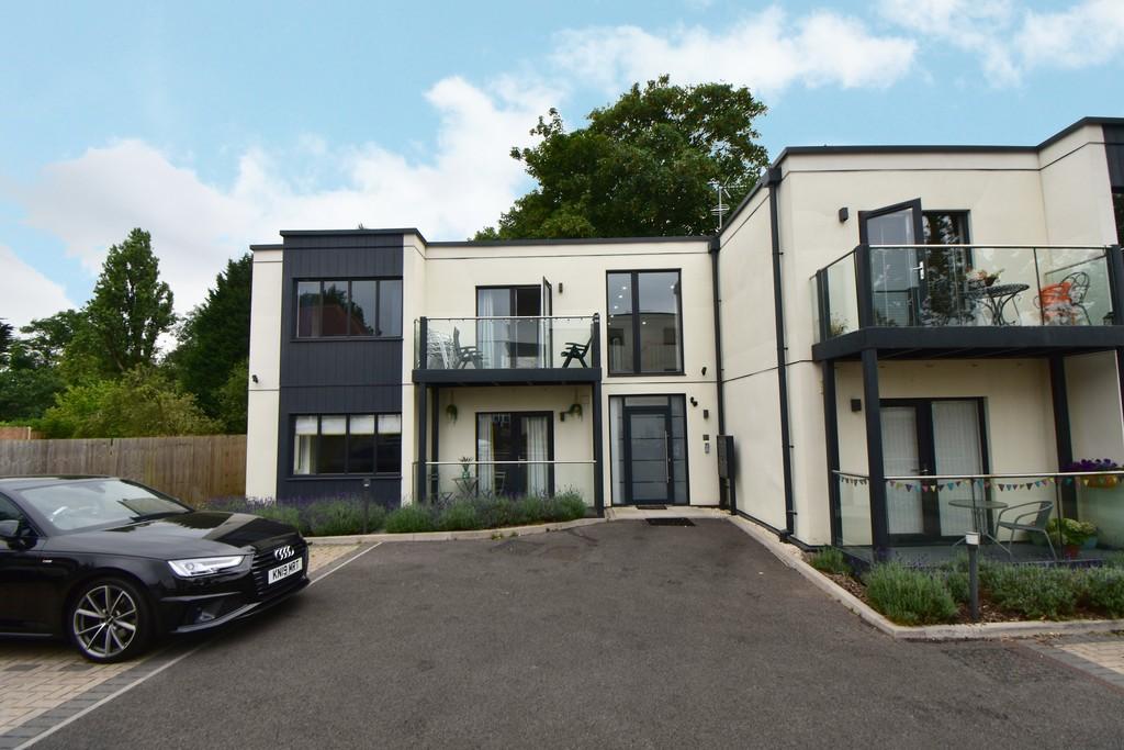 Loxley Court, Baldwins Lane, Hall Green 2 bed apartment for sale £250,000