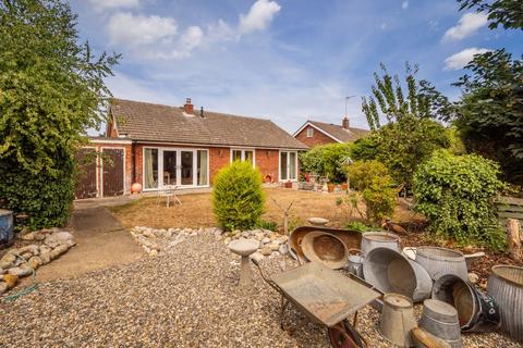 3 bedroom property for sale, Holt