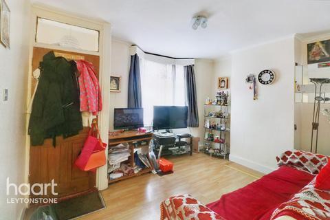161 Skeltons Lane, London, E10 5BS