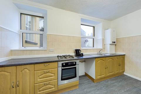 3 bedroom end of terrace house for sale - St Levans Road, Stoke