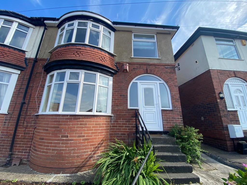 Mount Park Avenue, Scarborough 3 bed semidetached house £158,000