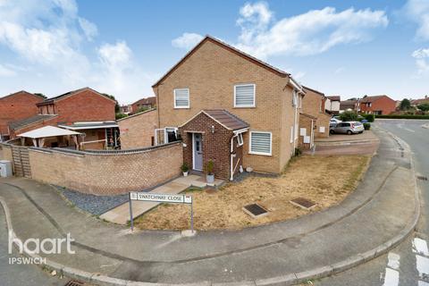 3 bedroom semi-detached house for sale - Swatchway Close, Ipswich