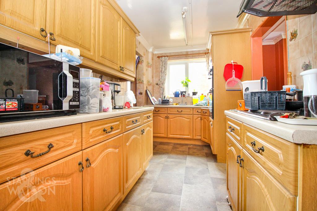Stokes Avenue, Watton, Thetford 4 bed semidetached house £235,000