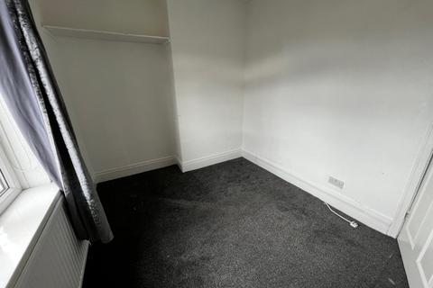 82 Cuthbert Avenue, Durham, DH1 2ED