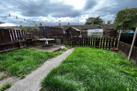 82 Cuthbert Avenue, Durham, DH1 2ED