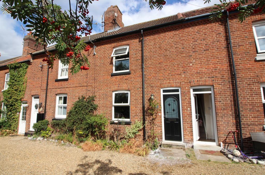 High Street, East Runton 3 bed cottage for sale £300,000