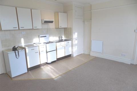Studio to rent - Fairlorne Court, 59 Portchester Road, Bournemouth
