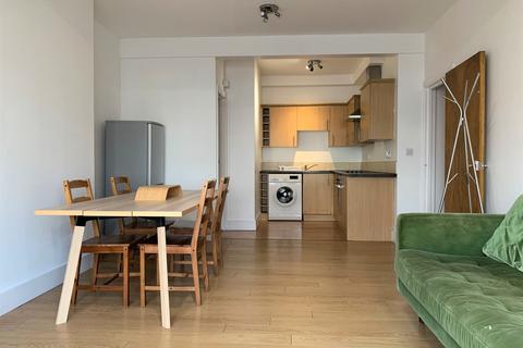undefined, Brighton Road, South Croydon