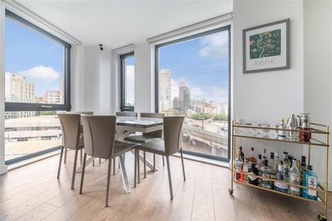 Flat 1801, Roosevelt Tower, 18 Williamsburg Plaza, London, E14 9NW