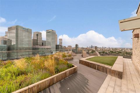 Flat 1801, Roosevelt Tower, 18 Williamsburg Plaza, London, E14 9NW
