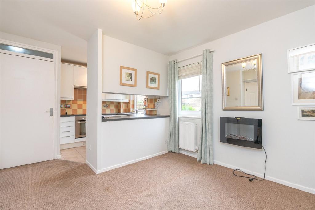 4/4 Laichpark Place, Edinburgh, EH14 1 bed flat £99,950