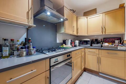 2 bedroom flat for sale, Redcliffe Square, Chelsea, London, SW10
