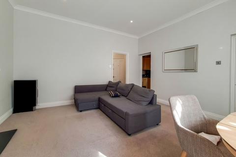2 bedroom flat for sale, Redcliffe Square, Chelsea, London, SW10