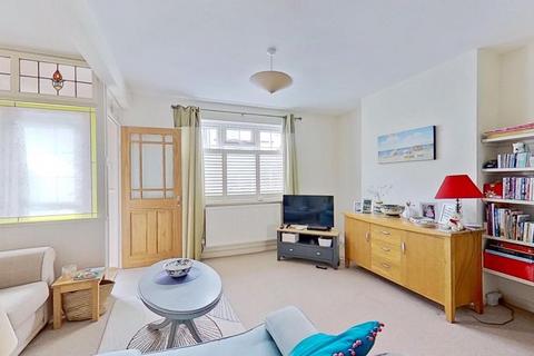 2 bedroom link detached house for sale, Walmer