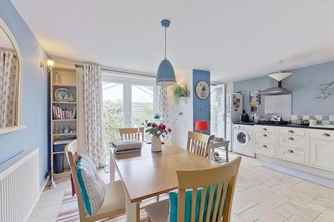 2 bedroom link detached house for sale, Walmer