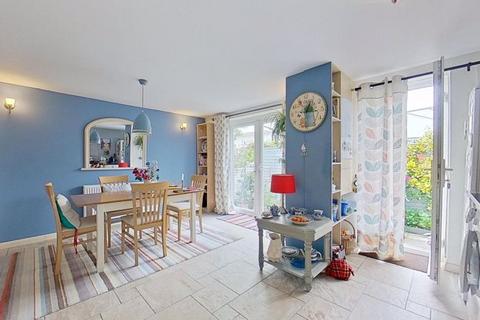 2 bedroom link detached house for sale, Walmer