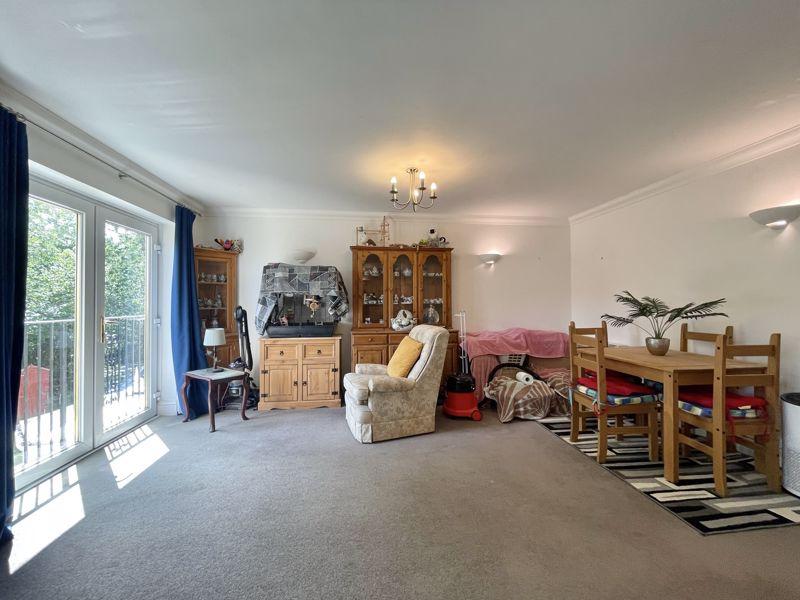 Open Plan Living /