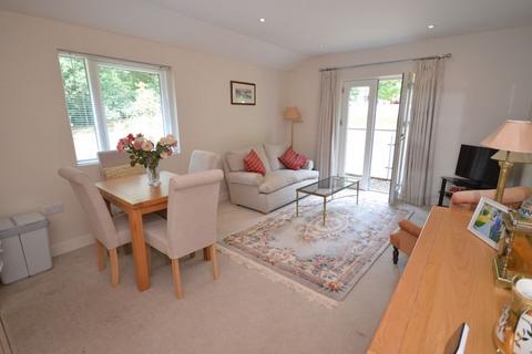 2 bedroom retirement property for sale - Wispers Lane, Haslemere