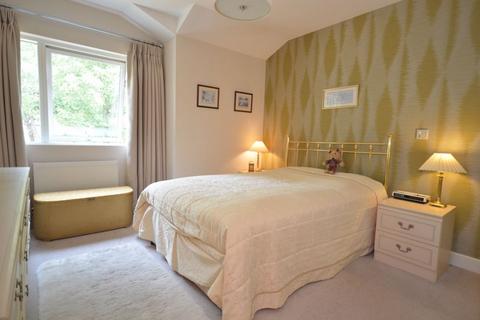 2 bedroom retirement property for sale - Wispers Lane, Haslemere