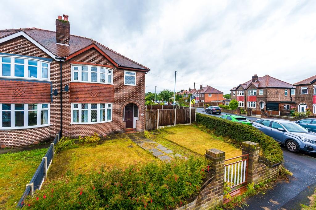 Hallows Avenue, Warrington, WA2 3 bed semidetached house £250,000