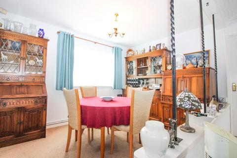 3 bedroom chalet for sale - Hawthorn Close, Hitchin, SG5