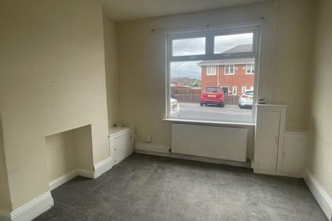 2 bedroom terraced house to rent, Adamson Street, Shildon