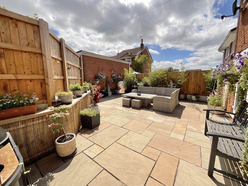 Fernhurst Grove, Lightwood 3 bed detached house £245,000