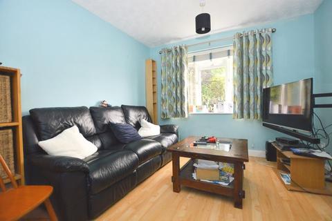 2 bedroom ground floor flat to rent - Ramleaze Drive, Salisbury