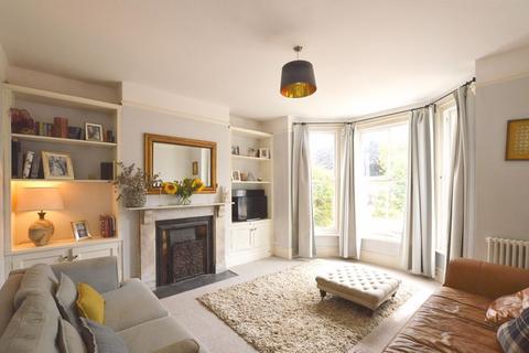 5 bedroom terraced house for sale, Millbrook, Salisbury                                                                                *VIDEO TOUR*
