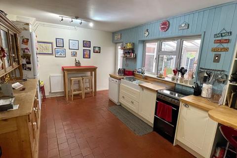 3 bedroom terraced house for sale - Link Road, Hereford