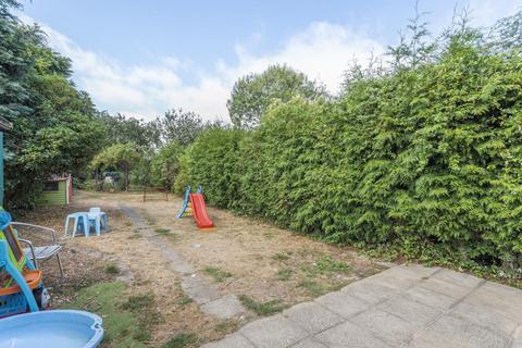 44 Queensway, West Wickham, BR4 9ER