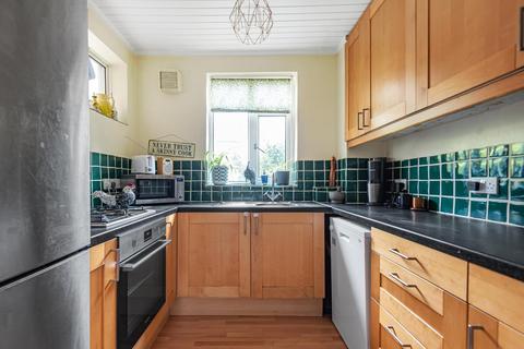 48 Deodar Road, London, SW15 2NN