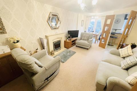 1 bedroom flat for sale - Marbury Court, Chester Way, Northwich