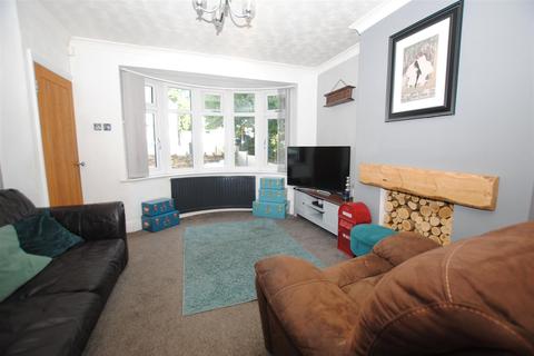 53 Ashgate Avenue, Chesterfield, S40 1JD