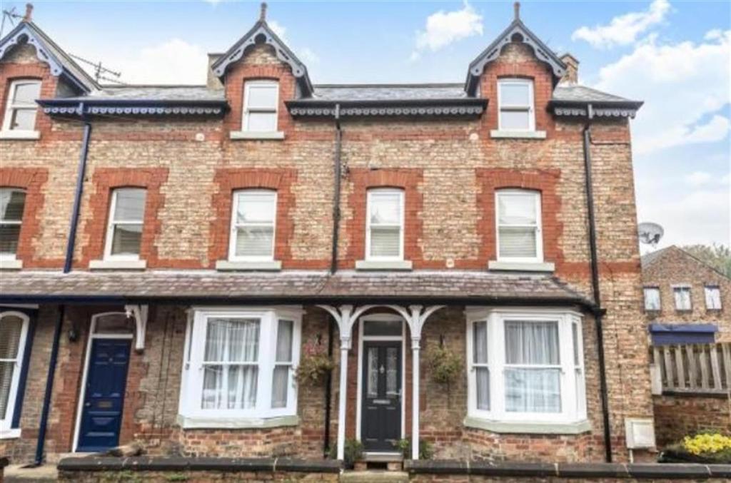 Westbourne Grove, Ripon 1 bed apartment £550 pcm (£127 pw)
