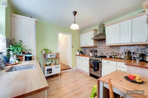 70 Rosslyn Crescent, Harrow, HA1 2RZ