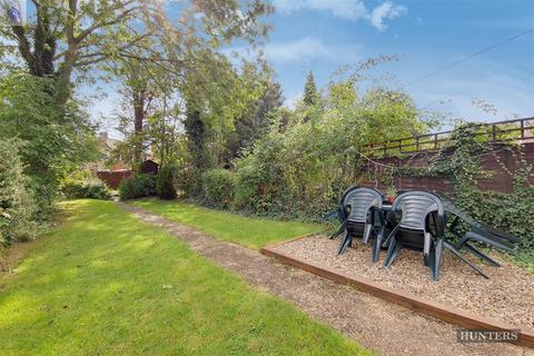 70 Rosslyn Crescent, Harrow, HA1 2RZ