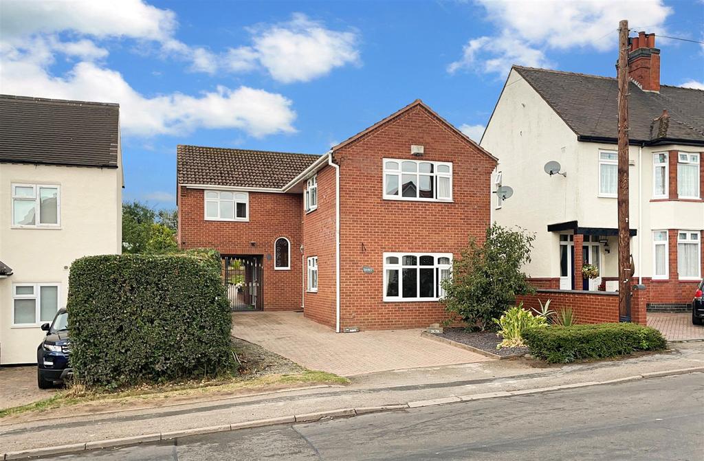 Plough Hill Road, Galley Common, Nuneaton 4 bed detached house for sale