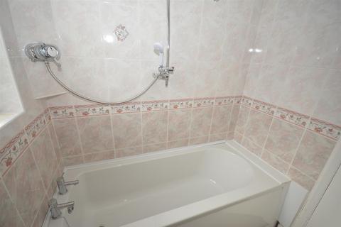 88 Davids Drive, Wingerworth, Chesterfield, S42 6TS