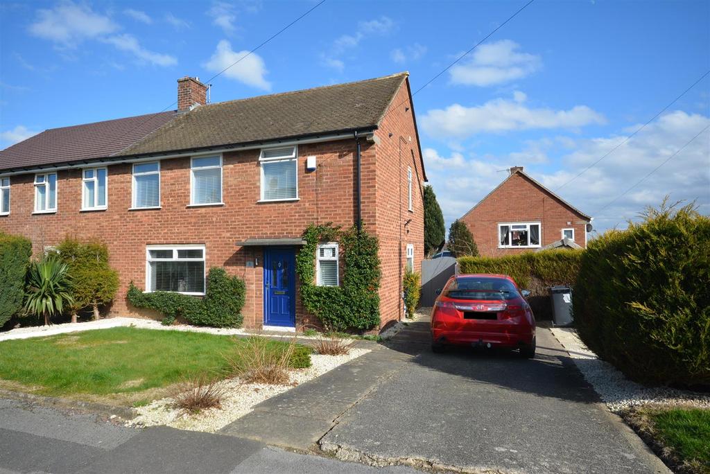 Blandford Drive, Newbold, Chesterfield, S41 8QT 3 bed semidetached