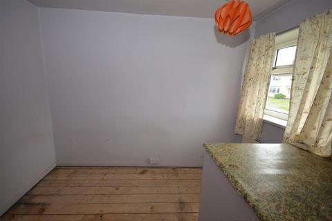 33 Ashcroft Drive, Old Whittington, Chesterfield, S41 9PA