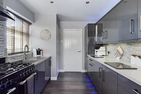 4 Beeley Close, Inkersall, Chesterfield, S43 3EB