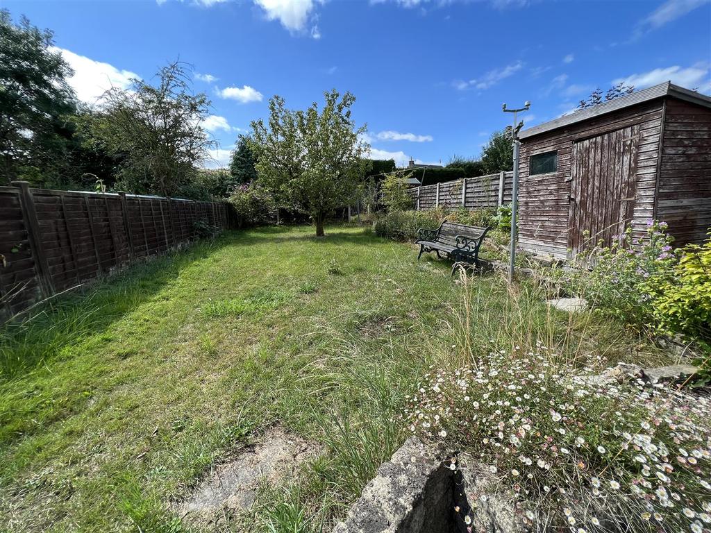 Riverside Drive, Calver, Hope Valley, S32 3XE 3 bed semidetached house