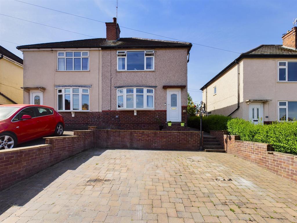 Locko Road, Lower Pilsley... 3 bed semidetached house £175,000