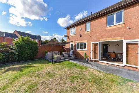 4 bedroom detached house for sale - Sentry Close, Wootton, Northampton