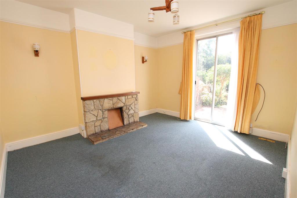 Pamela Road, Exeter 3 bed terraced house for sale £340,000