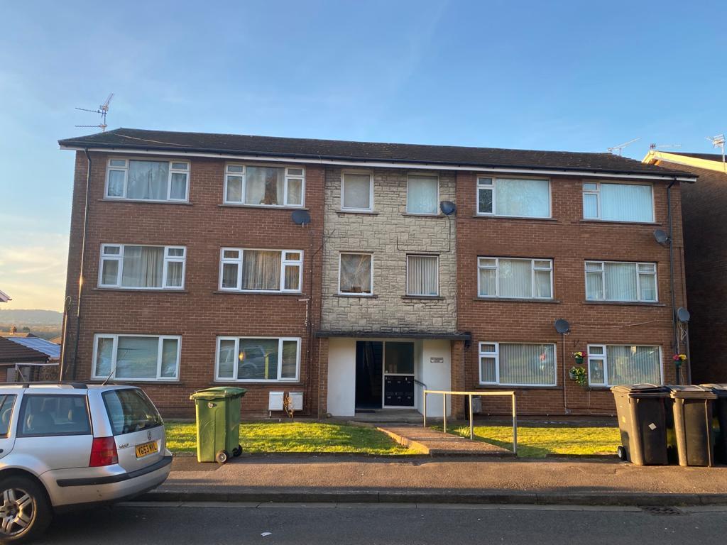Cranleigh Rise 2 bed apartment £715 pcm (£165 pw)